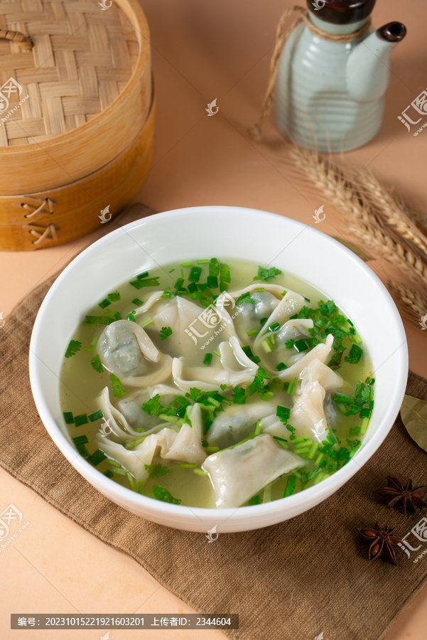 荠菜大馄饨