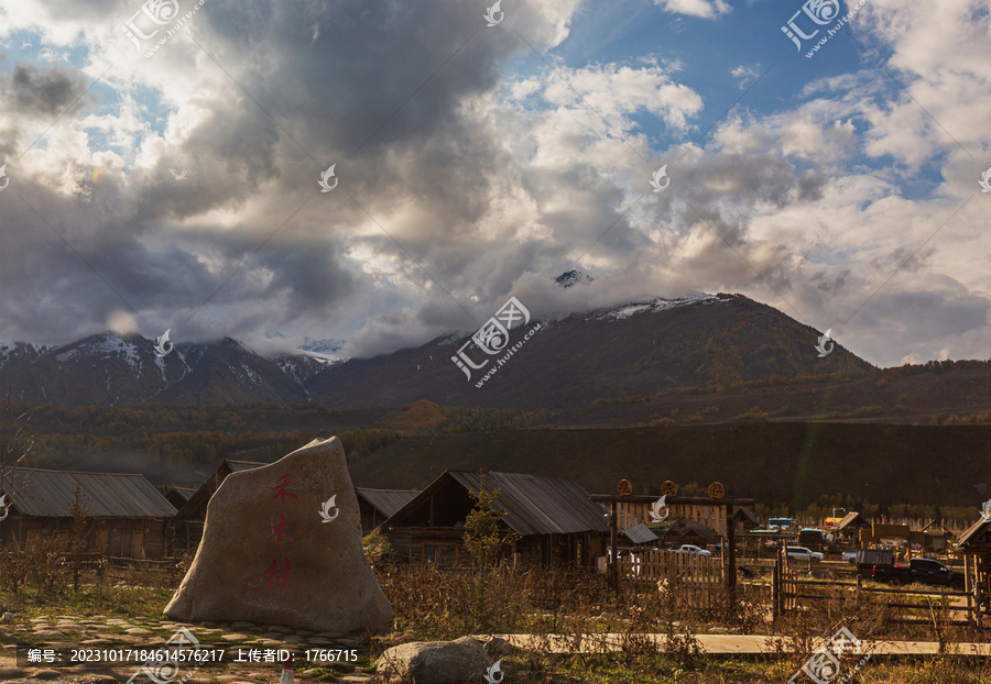 喀纳斯风景区禾木村风光