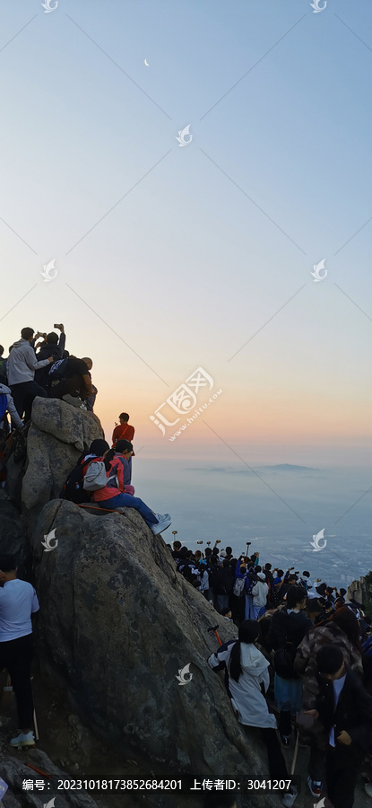 登泰山看日出