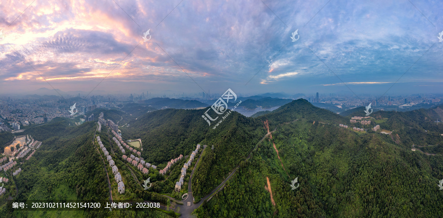 布吉鸡公山晚霞