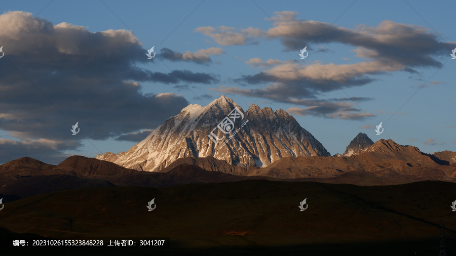 日照雅拉雪山