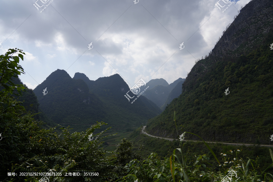 自然风景山路