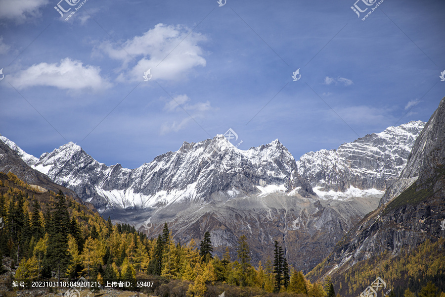 川西四姑娘山双桥沟雪山