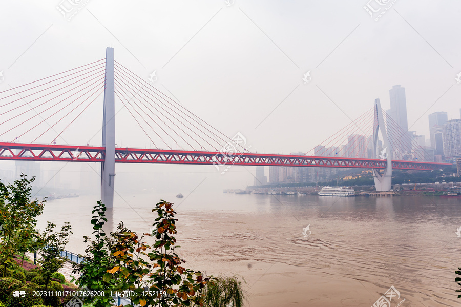 千厮门嘉陵江大桥
