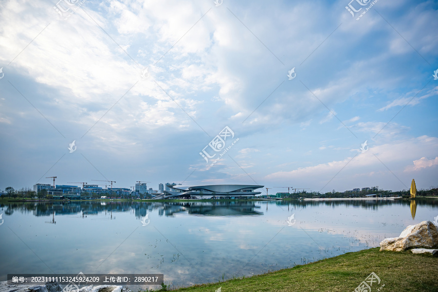 四川成都郫都区菁蓉湖成都科幻馆