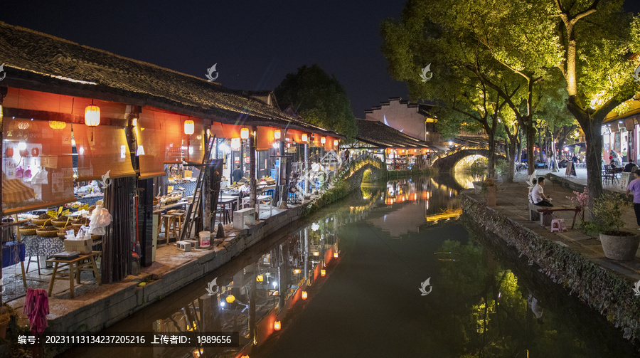 江南水乡夜景