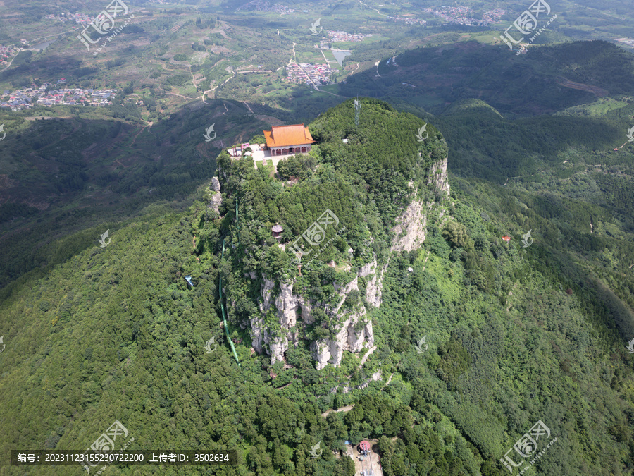 航拍山东省枣庄市抱犊崮景区