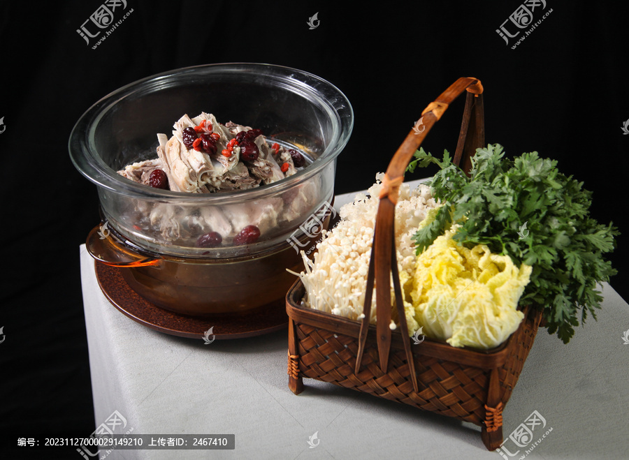 羊肉配时蔬打边炉