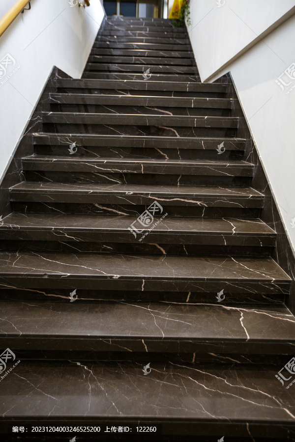大理石楼梯