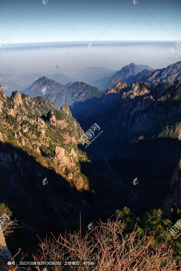 黄山远眺地平线