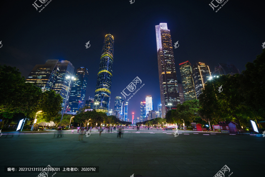 广州珠江新城花城广场夜景