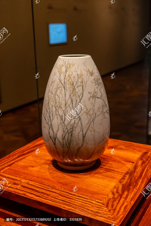 非物质文化遗产景德镇瓷瓶