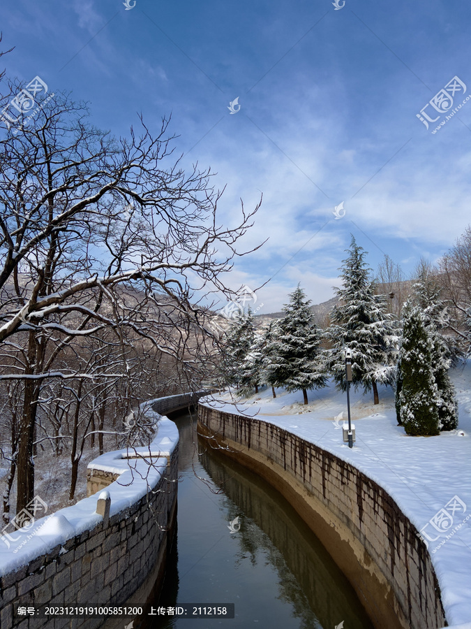 红旗渠雪景