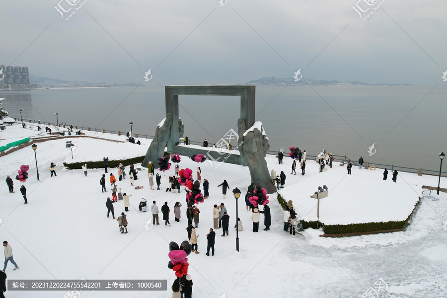 威海大相框雪景