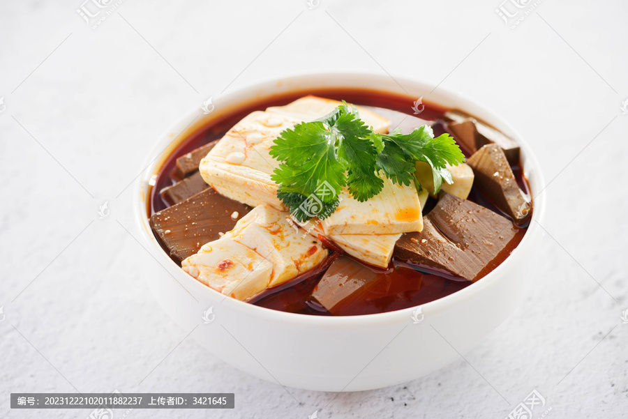 鸭血豆腐