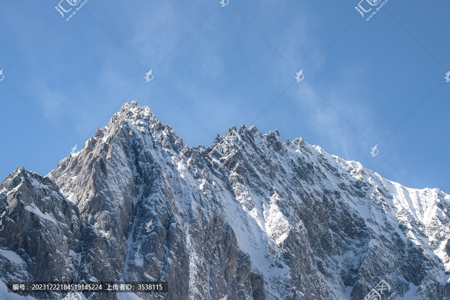 雪山