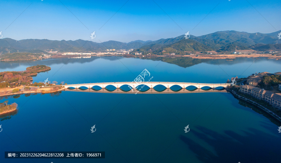 宁波余姚四明湖的浣水桥