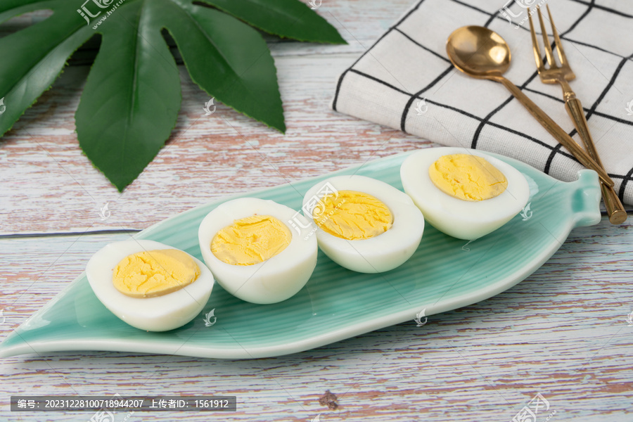 熟鸡蛋美食