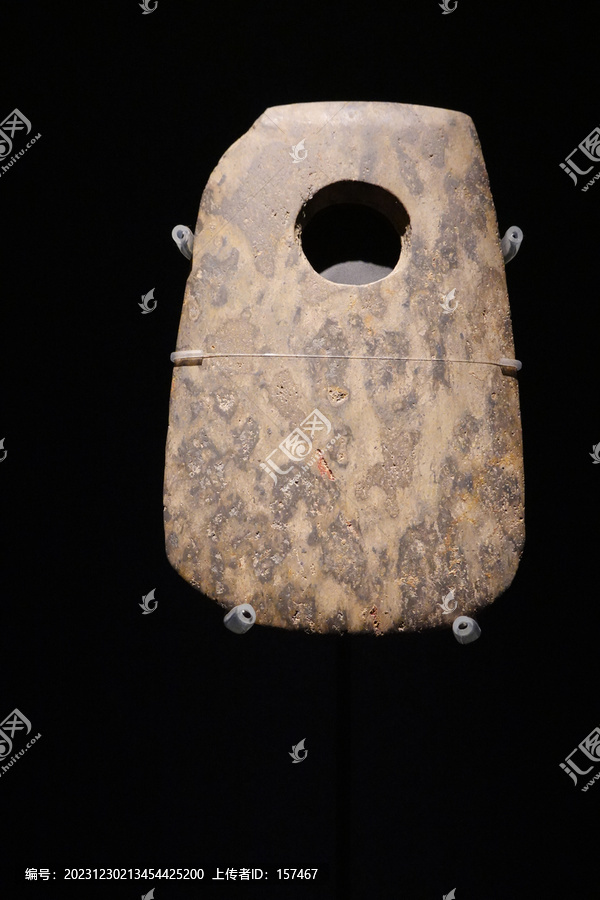 良渚文化石斧