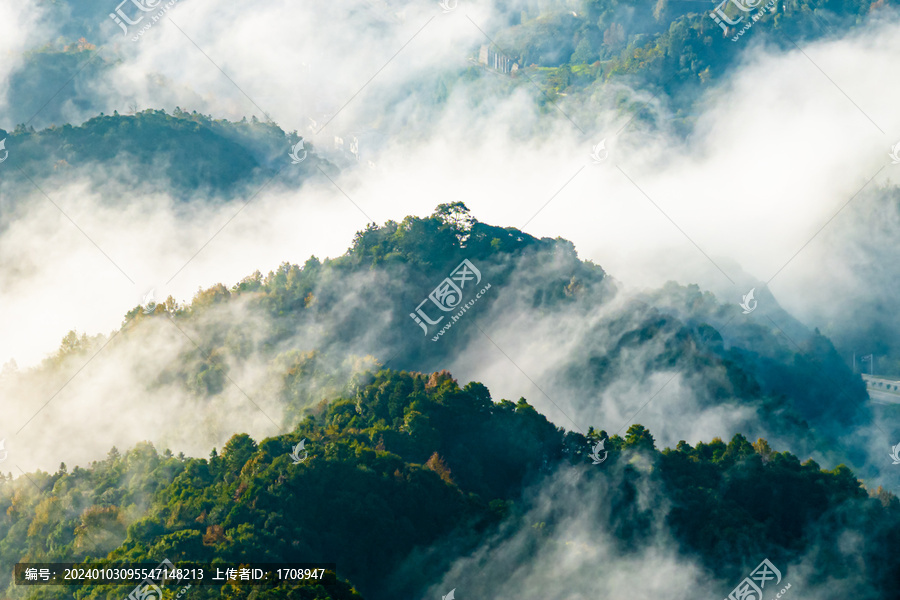 山岚叠嶂