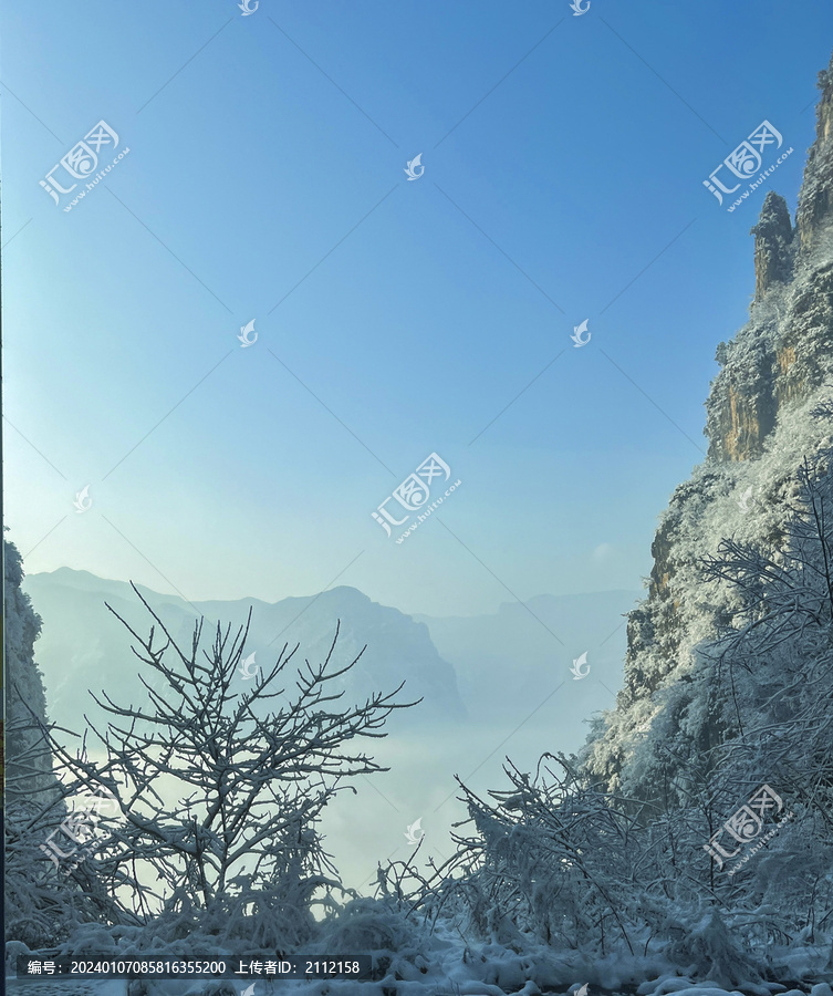 云台山银装素裹雪景