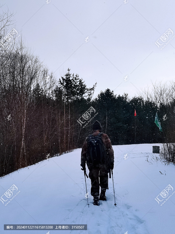 雪地穿越