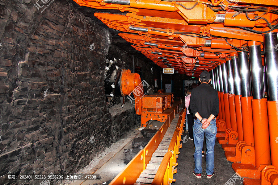 扎赉诺尔博物馆模拟煤矿开采