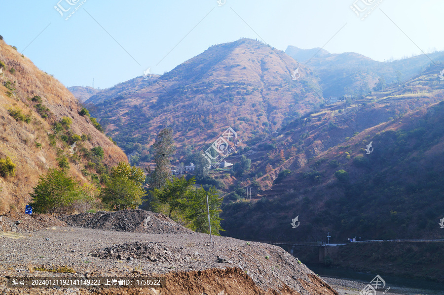 云南山里人家