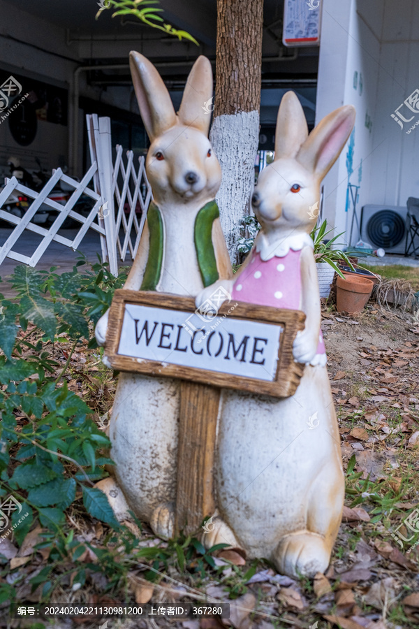 小兔子欢迎光临立牌