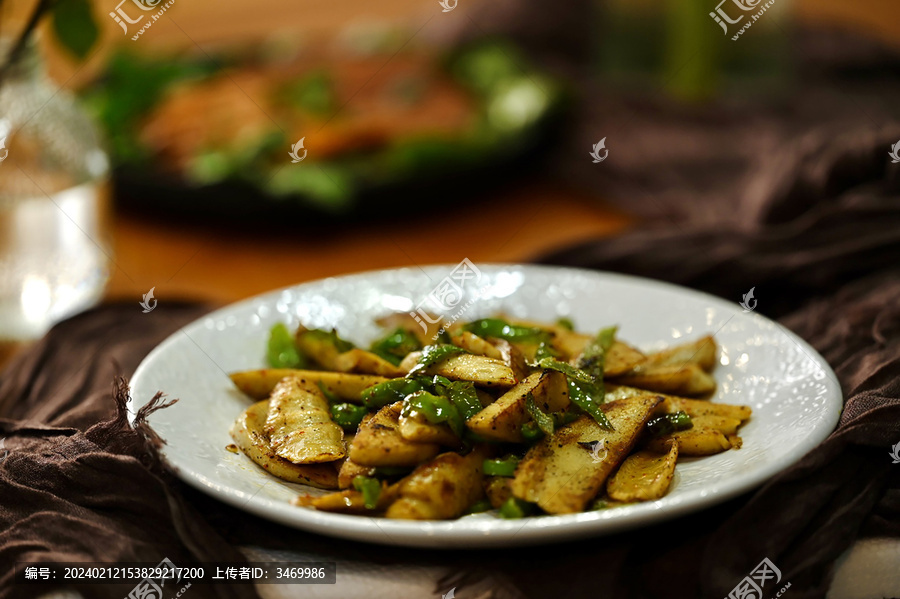 年夜饭炒面筋