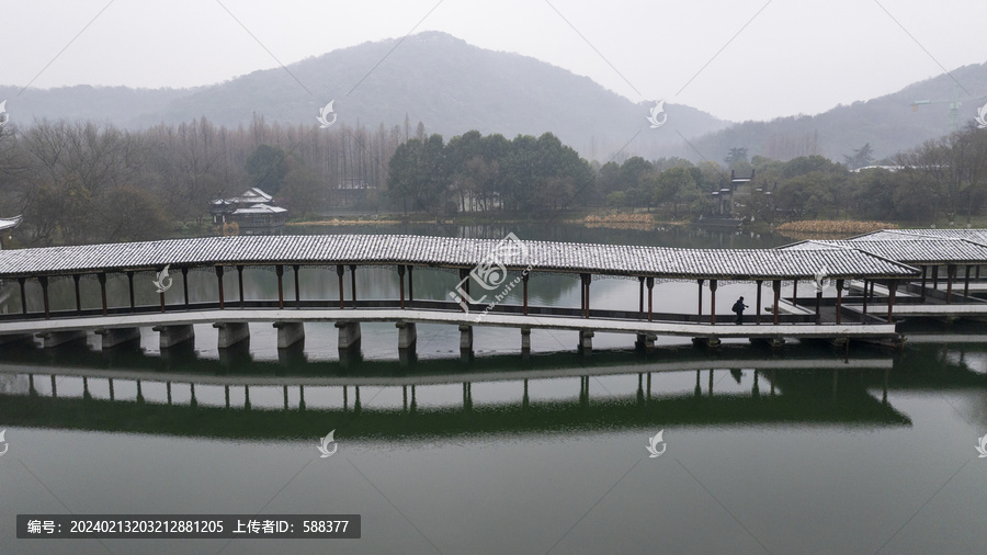 杭州市西湖浴鹄湾冬季雪景