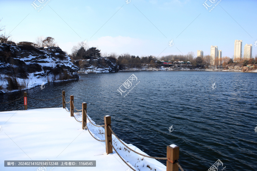 银河公园雪景