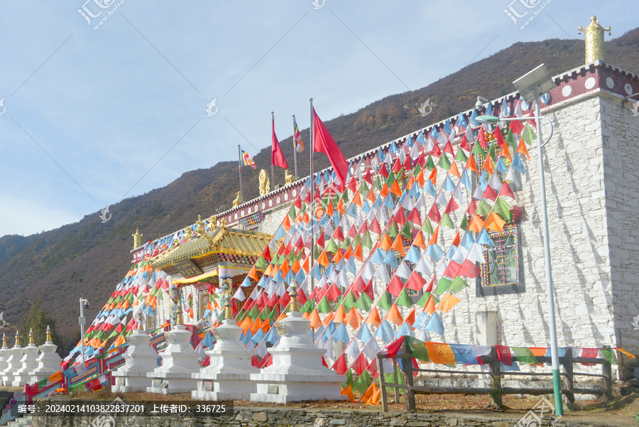 四姑娘山长坪沟藏传佛教斯古拉寺