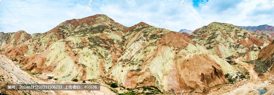 甘肃兰州水墨丹霞旅游景区