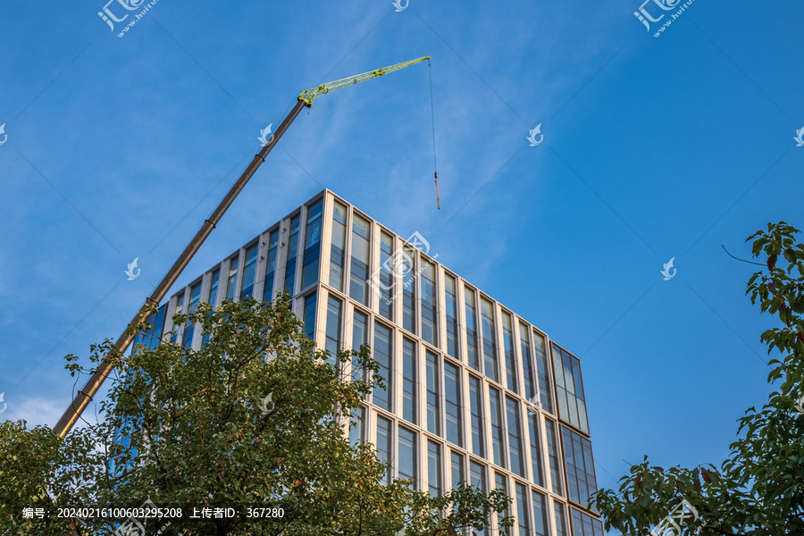 商业建筑施工现场