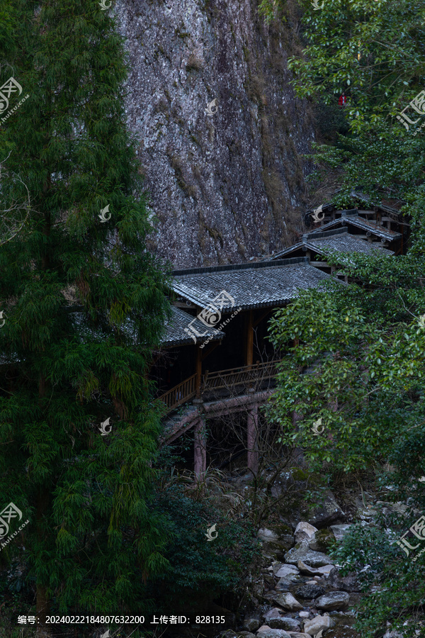 山中栈道中国雁荡山美景