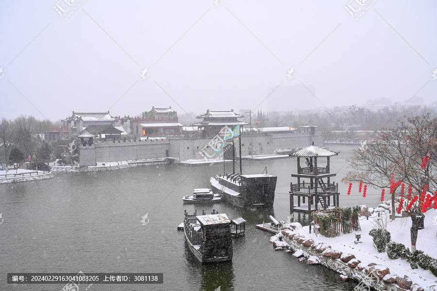 开封清明上河园大雪建筑灯笼雪景