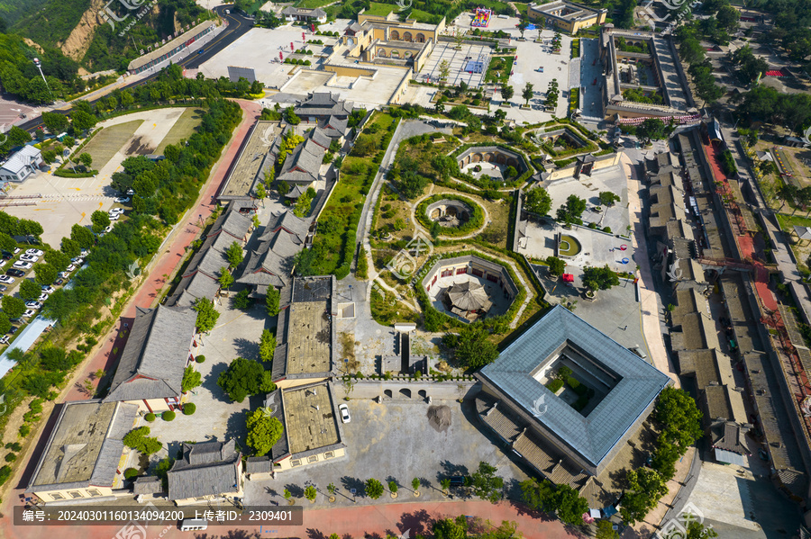 鸟瞰地坑院