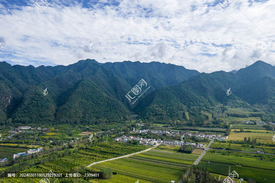 秦岭山