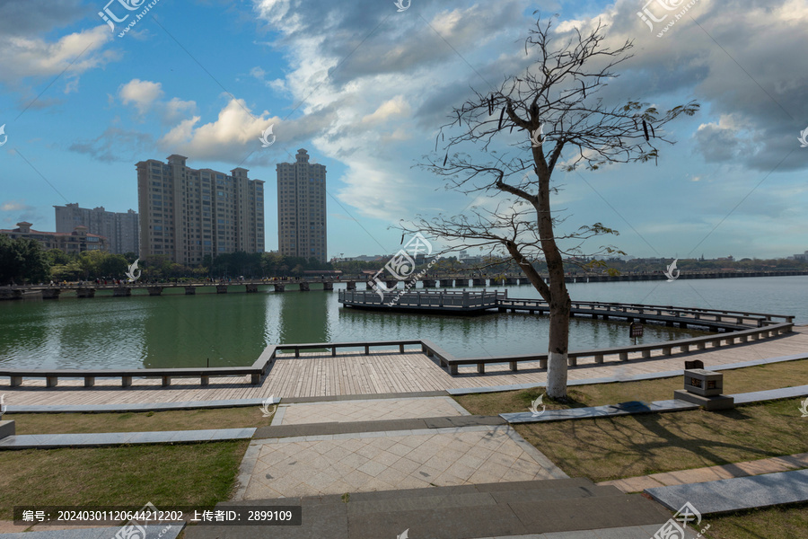 泉州蓝天白云都市风景