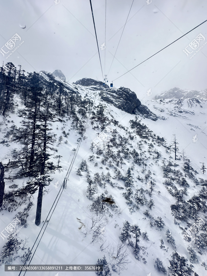 玉龙雪山大索道