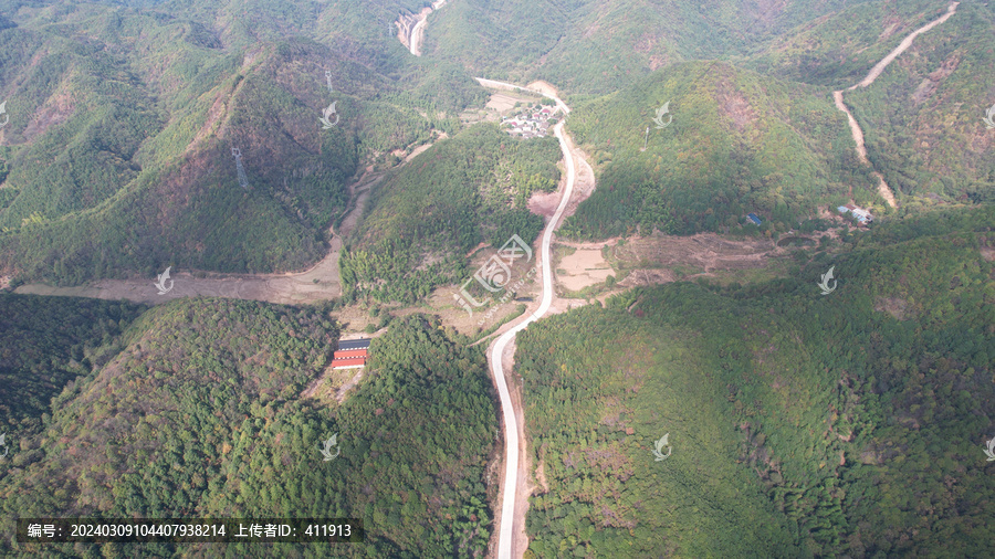 航拍乡村公路