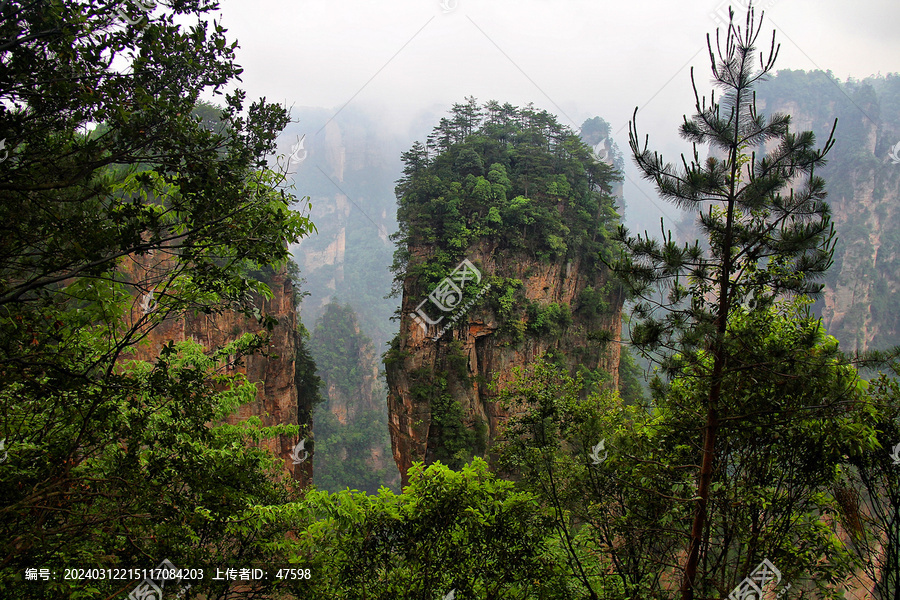 张家界乾坤山