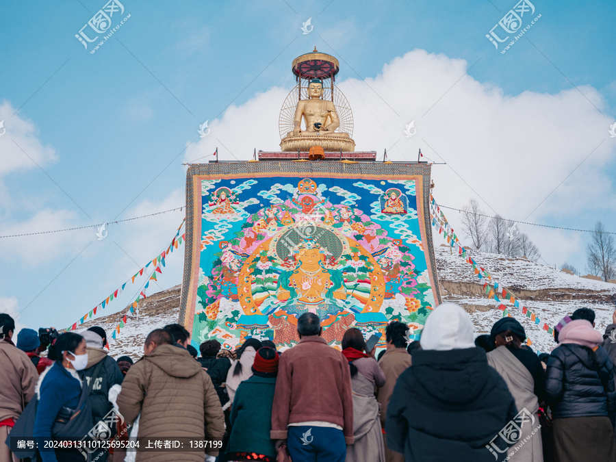 四川阿坝县冬季雪景航拍川西旅游