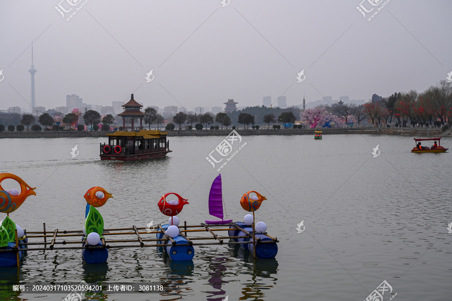 开封龙亭公园元宵节灯会彩灯夜景