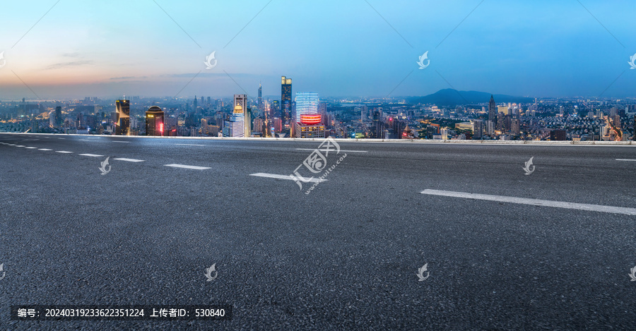 道路地面与城市夜景