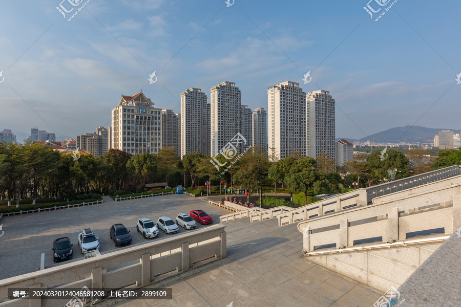 厦门集美新城蓝天白云都市风景