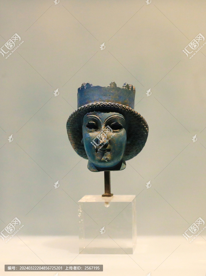 阿契美尼德人头塑像埃及蓝