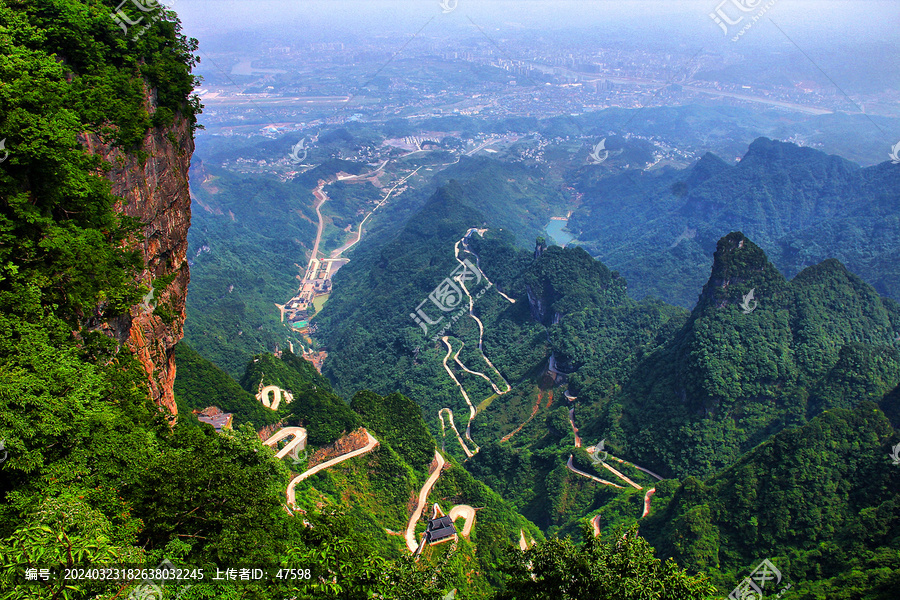 天门山盘山公路