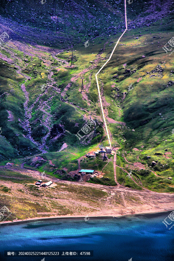 长白山天池山脉抽水管道